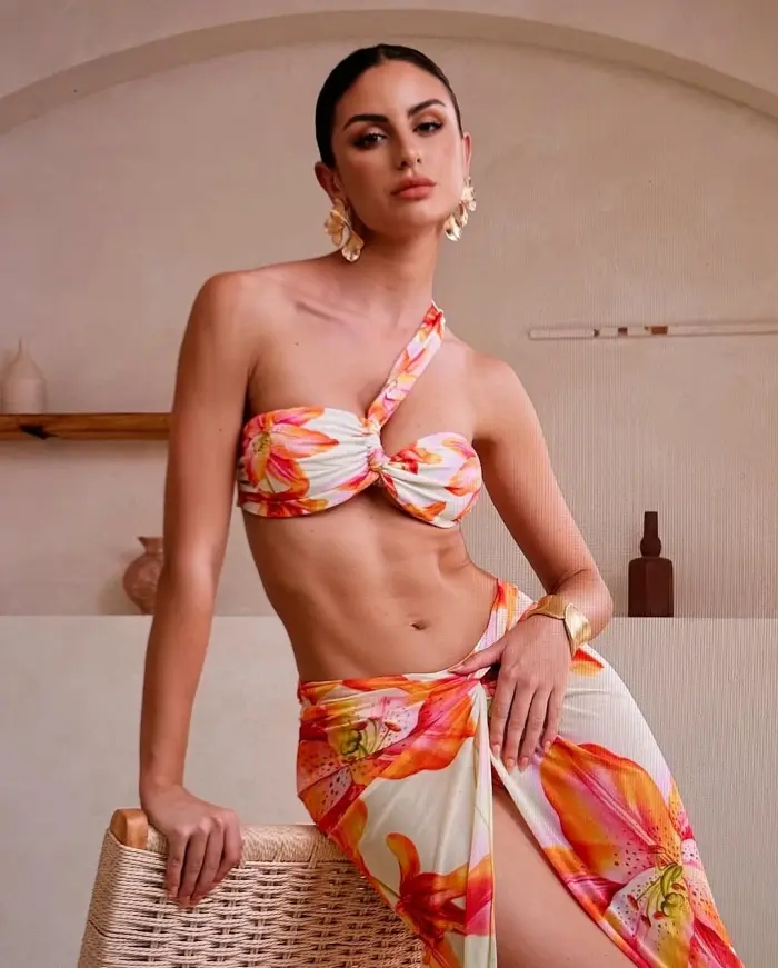 Marta Vicente Polo — fashion and editorial model at FACES by TDA, London modelling agency